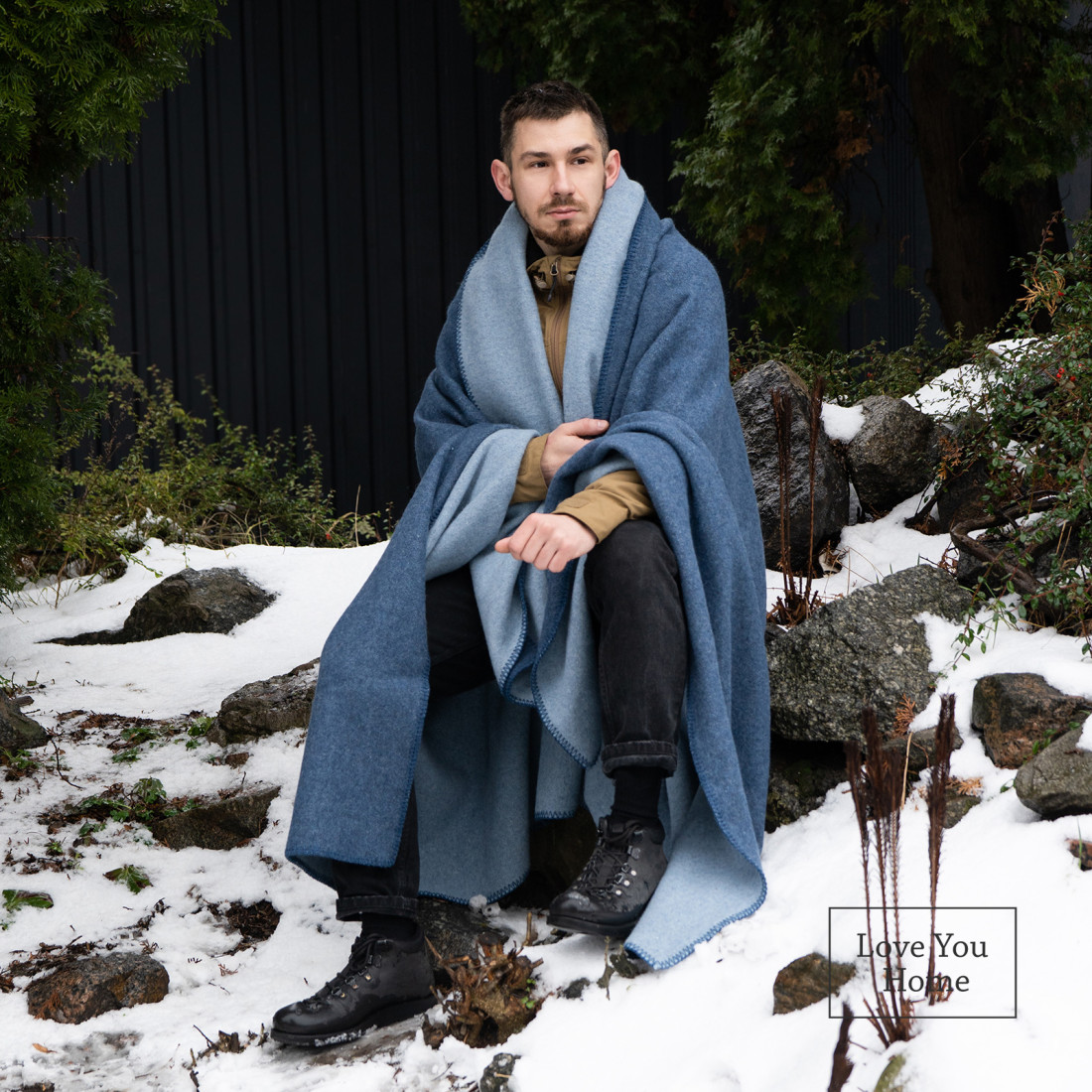 80% Merino wool blanket · 4