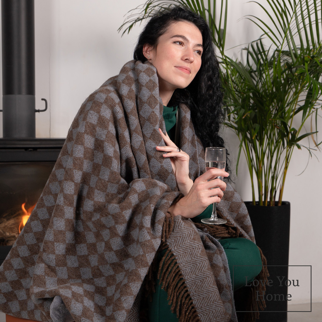 Virgin Wool Blanket Diamond Pattern · 6