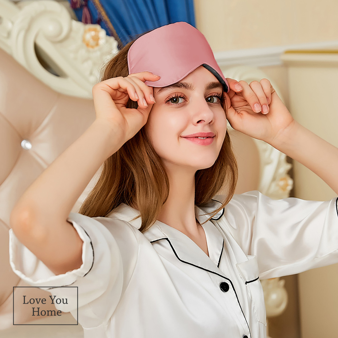 Silk sleep mask with earplugs · 2